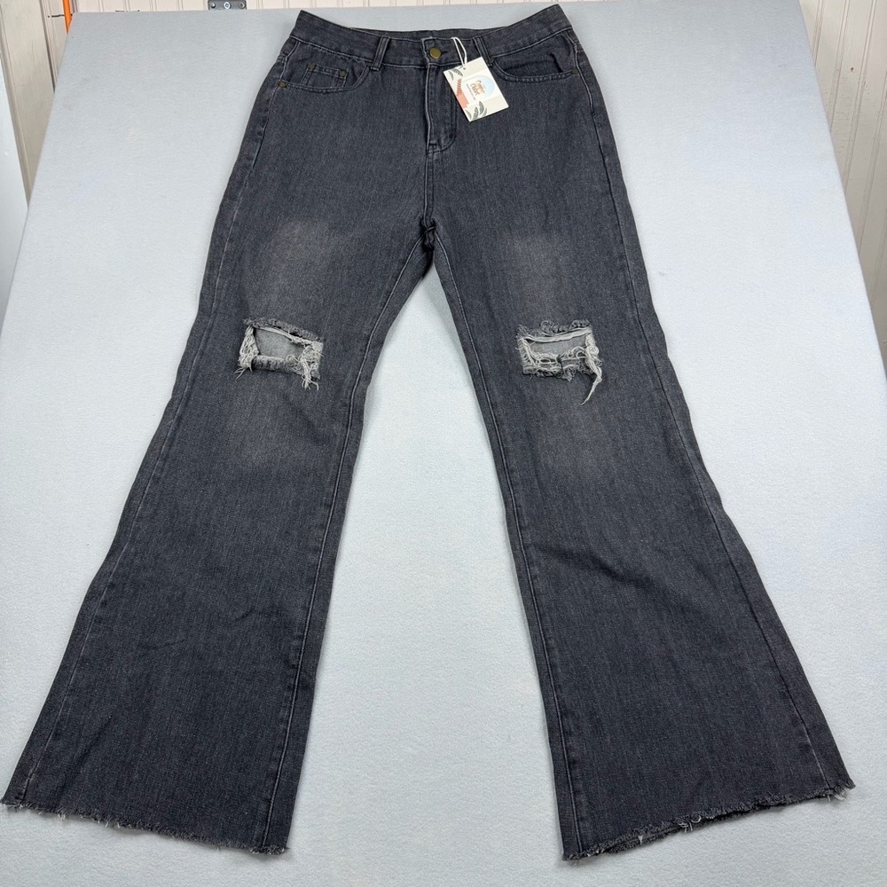 The Copper Closet Gray Distressed Flare Jeans Raw Hem Boho Festival NWT M